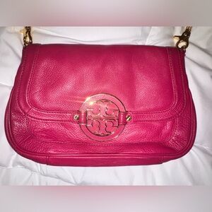 Tory Burch Amanda Leather Shoulder Bag EUC